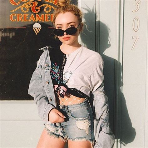 Peyton List Nudes Photos