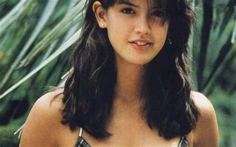 phoebe cates nude scenes