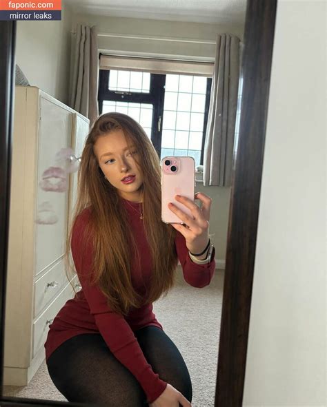 phoebeisginger OnlyFans leaked content