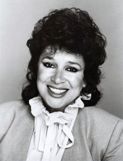 phyllis applegate biography