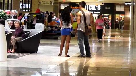 picking up girls at the mall full