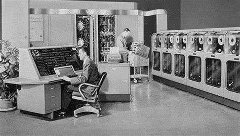 Picture Of First Generation Computer
