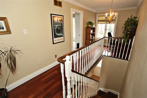 Pictures Up Stairs Ideas
