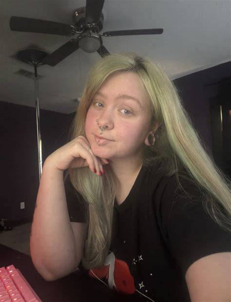 piercednoodles nude