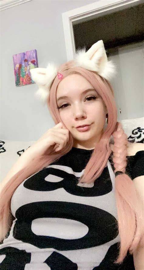 pikacheekss nude