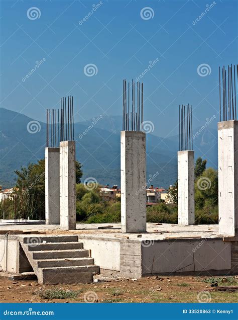 pillar construction for house