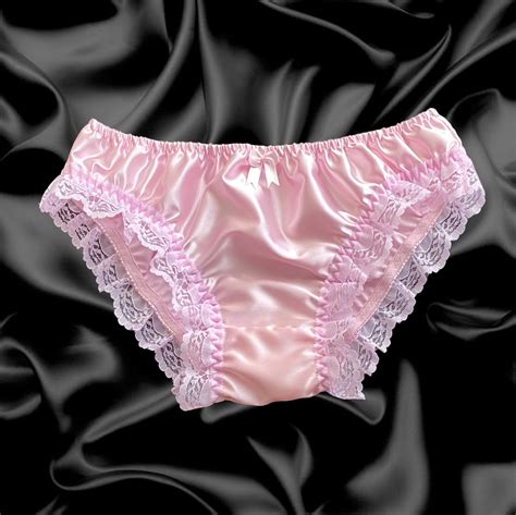 Pink panties selfie