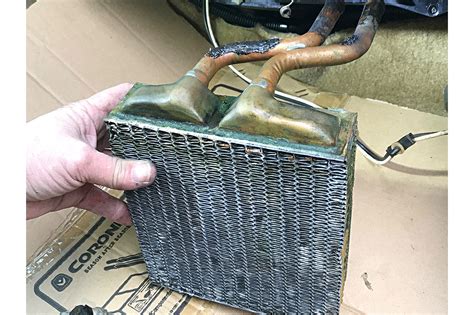 Read Online Pipe Coming Out Of Head That Goes To Heater Core Leaks Antifreeze 