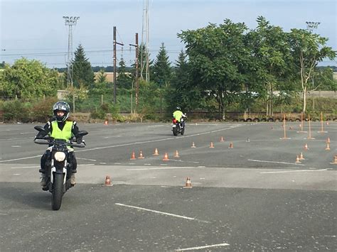 piste moto 95 le 1er espace de formation 100% moto du Val d