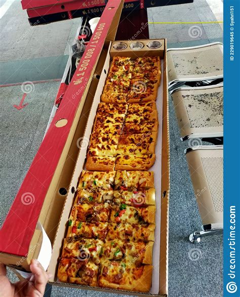 pizza 1 meter