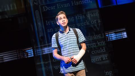 Plot Dear Evan Hansen