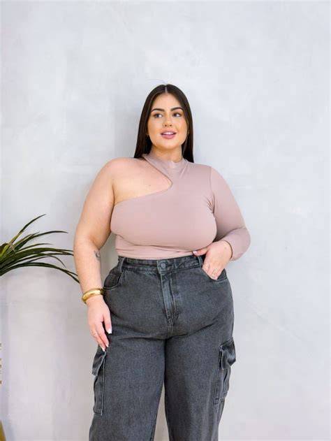 plus size nude images