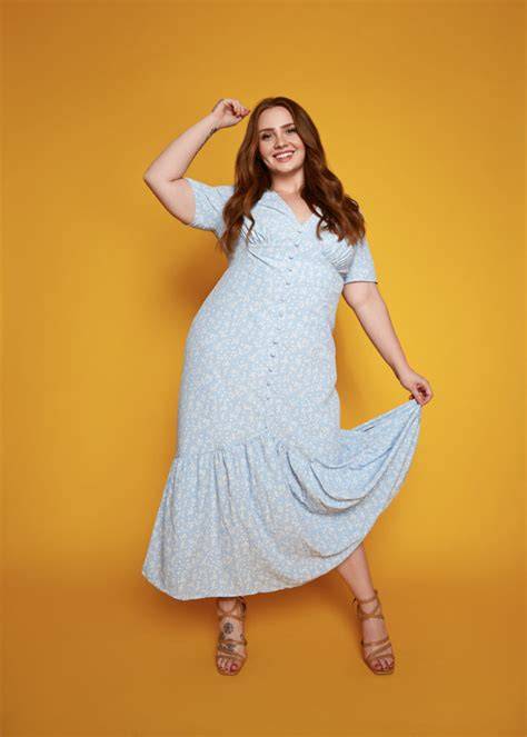 plus size nude modeling