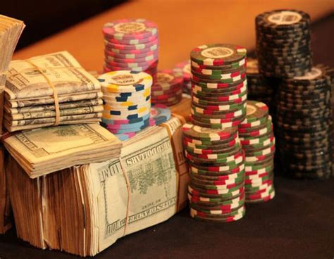 poker online e gioco d azzardo qxts france