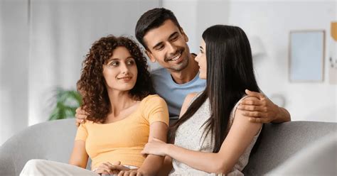 polygamy dating definition