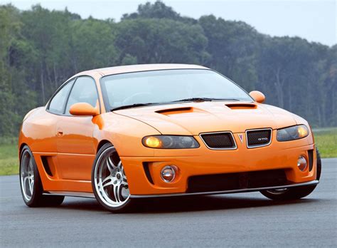 Unleash the Beast: Pontiac GTO 2004 - Speed Demon on Wheels
