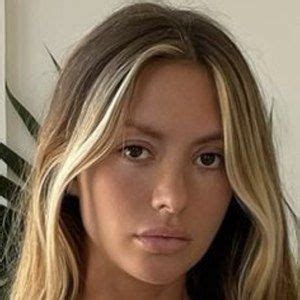 popstantot nude
