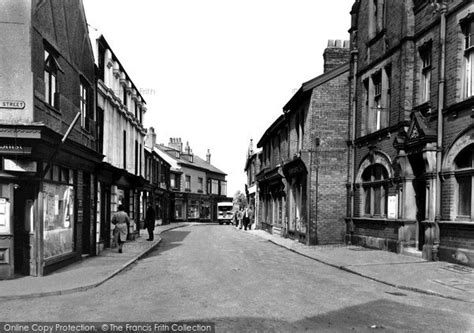 Read Poulton Le Fylde In Old Photographs Britain In Old Photographs 