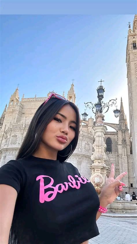 praew phatcharin onlyfans