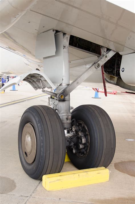 Read Online Project Landing Gear Boeing 737 800 