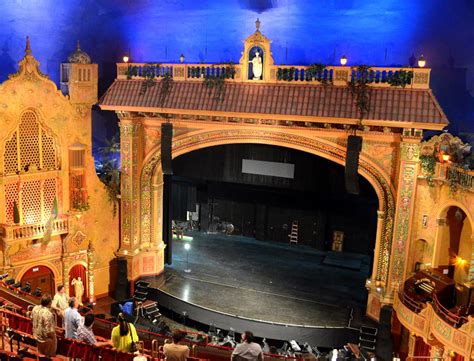 proscenium and endon theatres by Nathan gregory