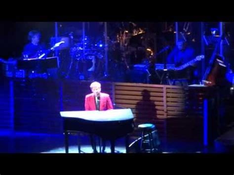 prudential center barry manilow songs