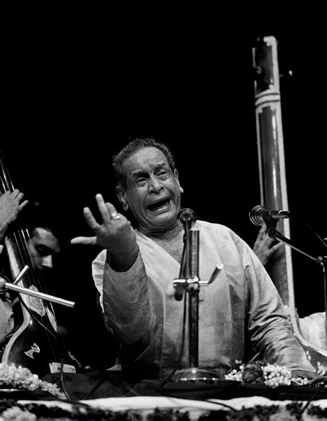 pt bhimsen joshi biography of michael