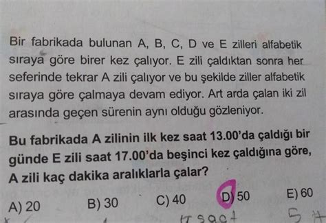 puçlarıTelefon bir kez çaldıktan sonra, aramış olduğumuz numaranın müsait olmadığını ve mesaj bırakabileceğimizi belirten bir otomatik sesli cevap ile karşılaştık.