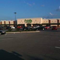 The construction of the Aldi grocery store 