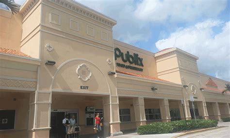 Publix Super Market at Wedgewood Commons at 35