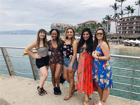 puerto vallarta beach girls