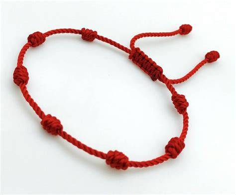 pulsera roja de 7 nudos