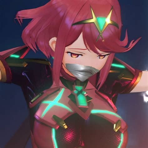 pyra tied up