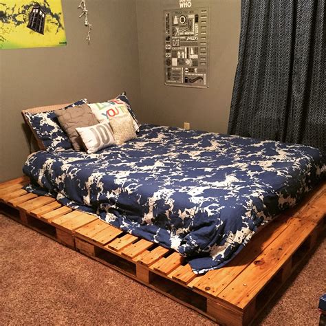 Queen Size Pallet Bed Frame