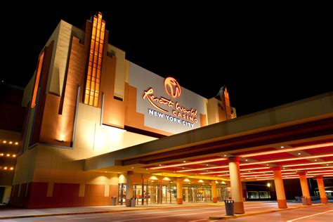 th?q=queens%20resort%20casino