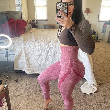 queentaylorr onlyfans leaked