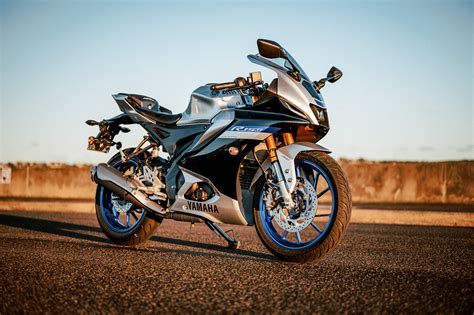 r15m | Gi xe Yamaha R15M chnh hng