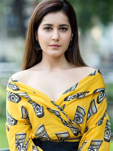 Raashi Khanna Nude