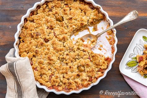 rabarberpaj havregryn sirap