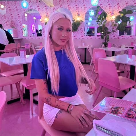 raeleefox