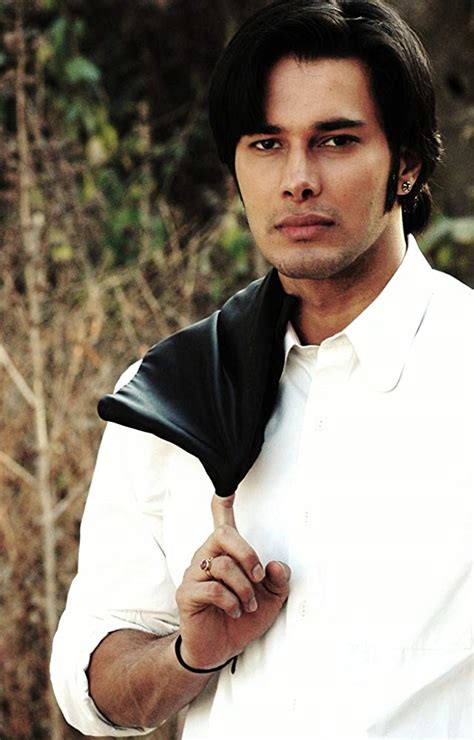 rajneesh duggal born