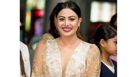 rakshya shrestha wiki