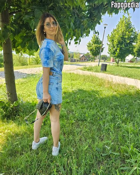 <span>👑</span>Onlyfans Free Videos