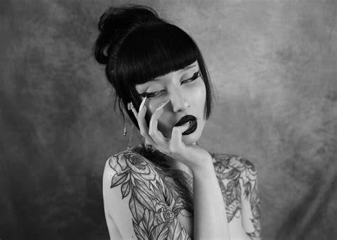 ravenalternative nudes