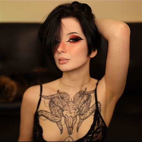 ravenalternative OnlyFans leaked content