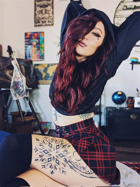 ravennn OnlyFans leaked content