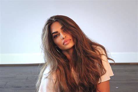 rayna tharani nude