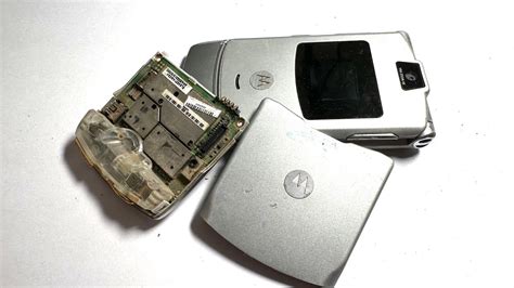 Full Download Razr V3 Disassembly Guide 
