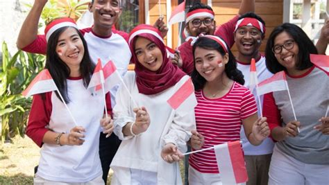 READY ARTINYA - get ready dalam Indonesia, terjemahan, Inggris