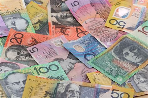 real money a in australia usld